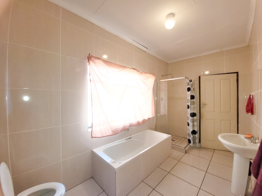 10 Bedroom Property for Sale in Die Bult North West
